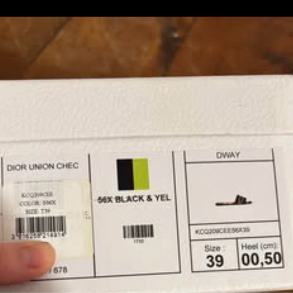Dior women’s Plaid Slide Sandals - Black and Yellow - Picture 4 of 4